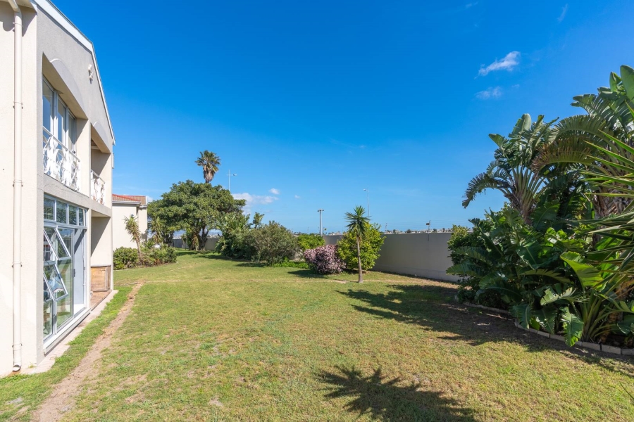 2 Bedroom Property for Sale in Milnerton Western Cape